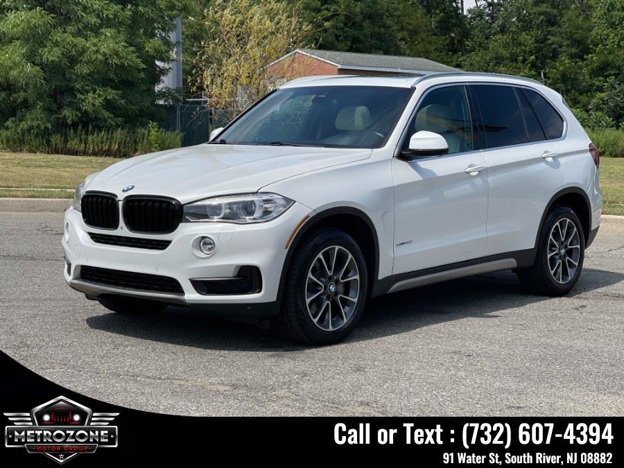 Used 2017 BMW X5 xDrive50i w/ Executive Package AWD/4WD image 3