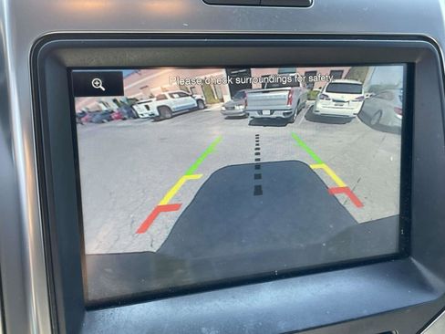 Used 2014 Ford F150 FX4 w/ Equipment Group 402A Luxury image 15