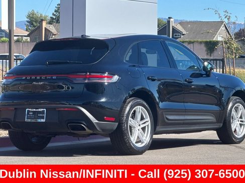 Used 2024 Porsche Macan Turbo AWD/4WD image 4