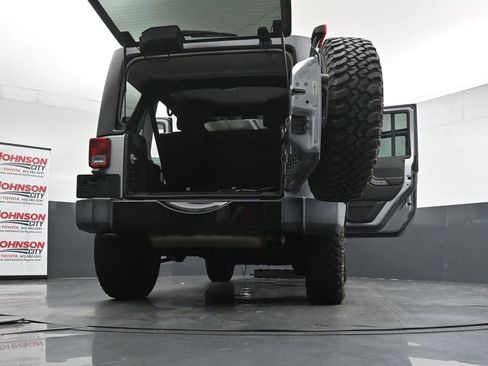 Used 2016 Jeep Wrangler Unlimited Sport AWD/4WD image 43