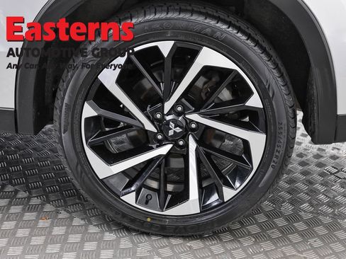 Used 2024 Mitsubishi Outlander SE AWD/4WD image 33