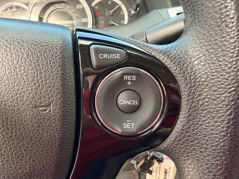 Used 2016 Honda Accord LX image 13