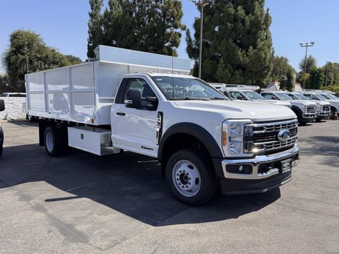 New 2024 Ford F450 XL w/ XL Chrome Package image 2