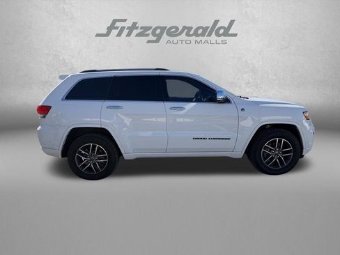 Used 2019 Jeep Grand Cherokee Overland image 8