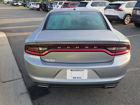 Used 2015 Dodge Charger SE w/ Popular Equipment Group RWD image 11