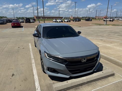 Used 2022 Honda Accord Sport image 5