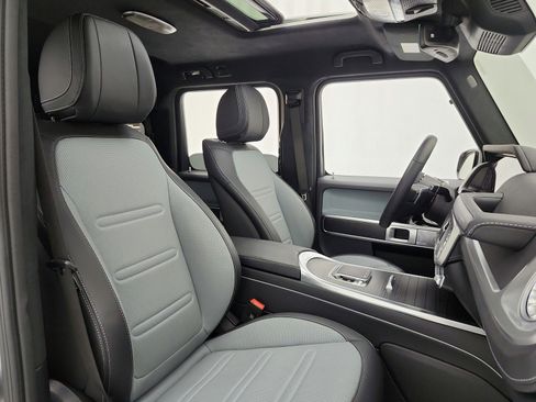 Certified 2025 Mercedes-Benz G 550 w/ Manufactur Interior Package image 27