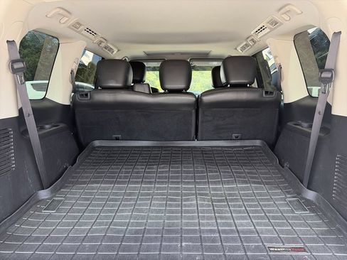 Used 2020 Nissan Armada SL w/ Premium Package RWD image 32