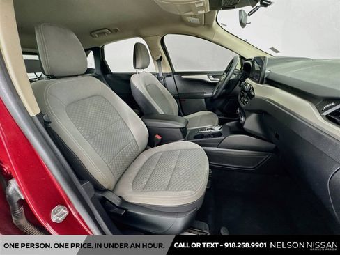 Used 2020 Ford Escape SE AWD/4WD image 28