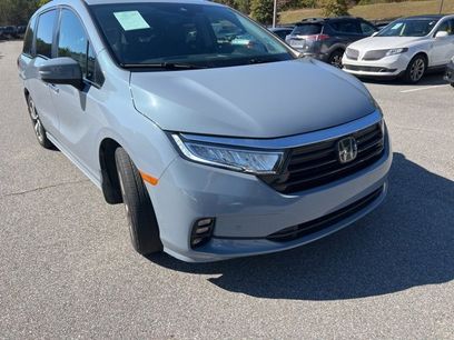 Certified 2025 Honda Odyssey EX-L