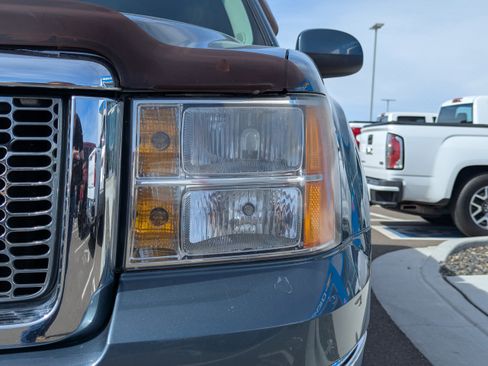 Used 2010 GMC Sierra 1500 SLT image 43