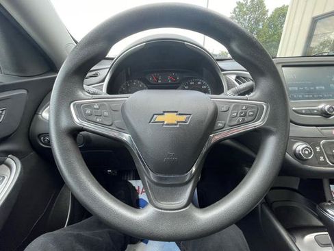 Used 2017 Chevrolet Malibu LS FWD image 14