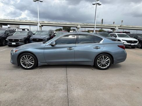 Used 2018 INFINITI Q50 Luxe w/ Cargo Package (L95) RWD image 6