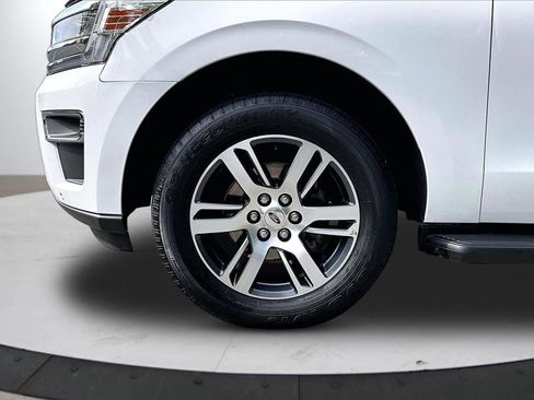 Used 2024 Ford Expedition Limited AWD/4WD image 35