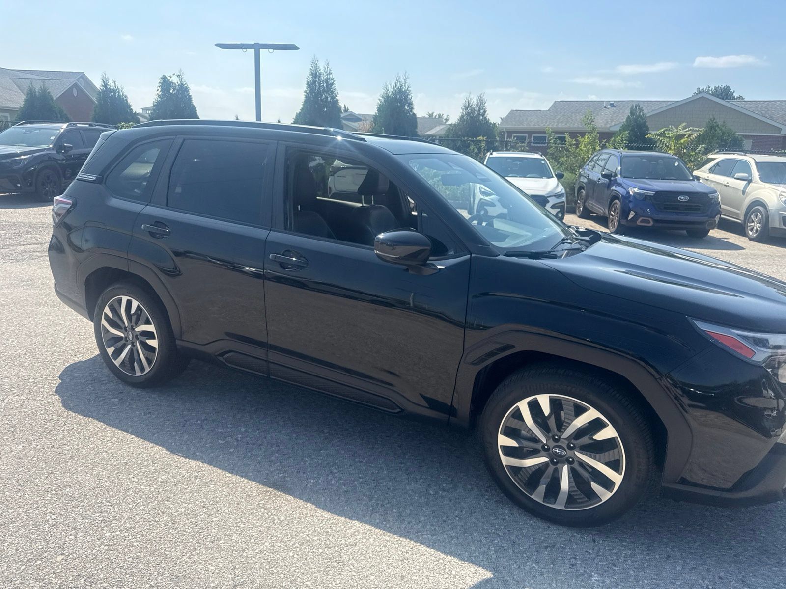 Used 2025 Subaru Forester Touring AWD/4WD image 10