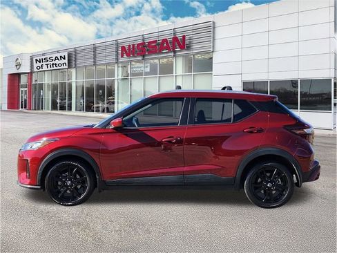 Certified 2023 Nissan Kicks SV w/ Exterior Package image 4
