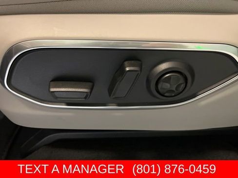 New 2026 Jeep Grand Wagoneer 4WD image 16