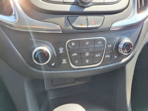 Certified 2023 Chevrolet Equinox LT image 28