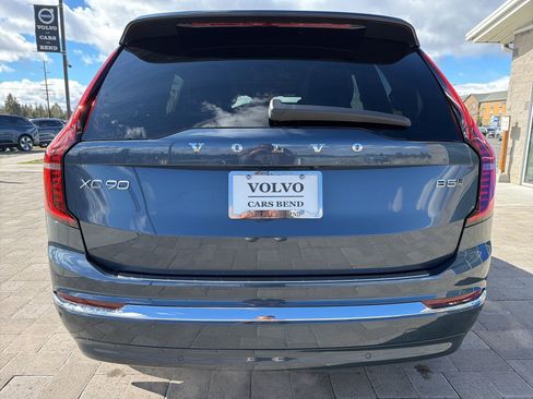 New 2026 Volvo XC90 B5 Core w/ Protection Package Premier AWD/4WD image 6