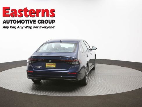 Used 2024 Honda Accord EX image 39