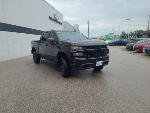 Used 2020 Chevrolet Silverado 1500 Custom Trail Boss w/ Custom Convenience Package AWD/4WD image 8