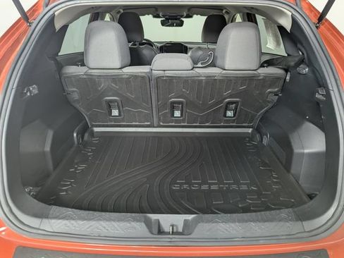 Used 2024 Subaru Crosstrek 2.0i Premium AWD/4WD image 24