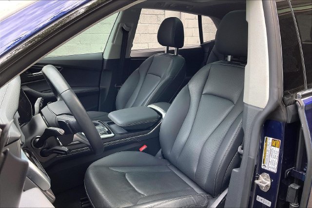 Certified 2023 Audi Q8 Premium Plus w/ Premium Plus Package AWD/4WD image 25