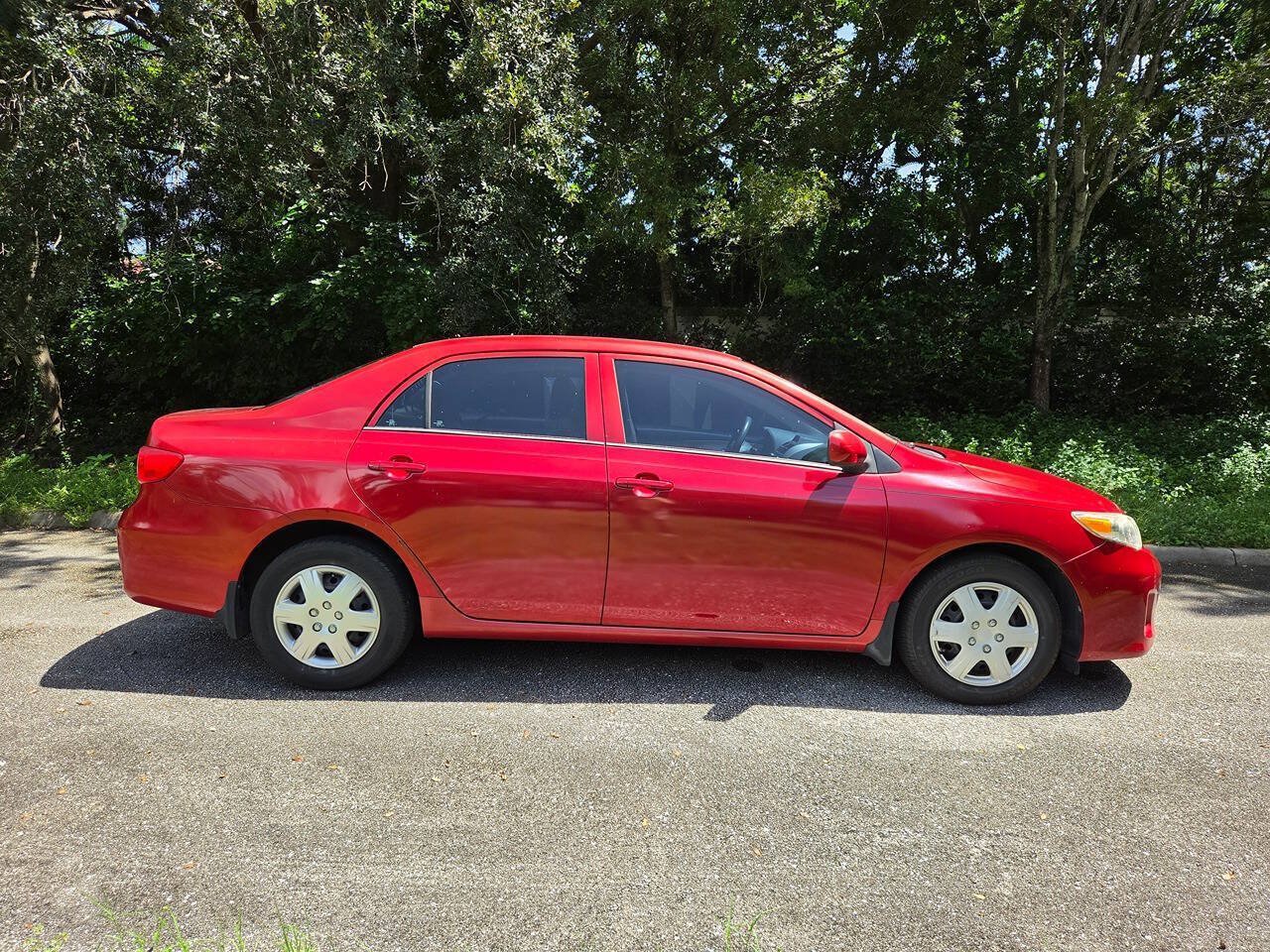 Used 2013 Toyota Corolla L FWD image 8