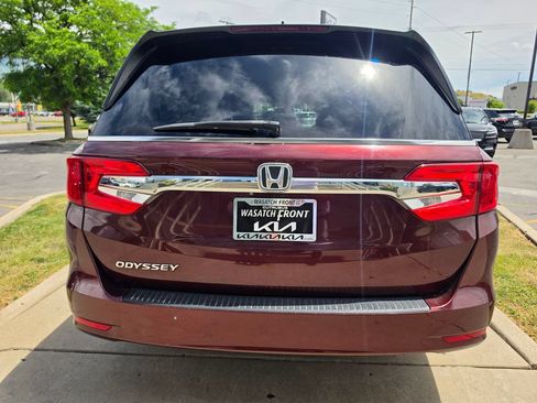 Used 2019 Honda Odyssey EX image 6