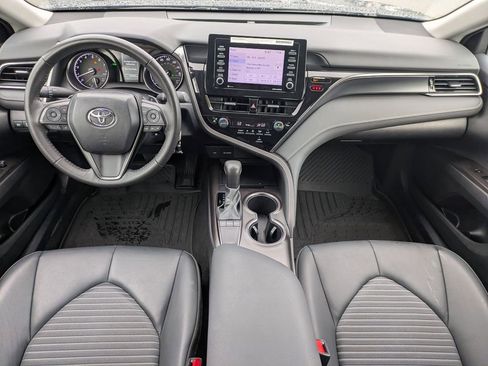 Used 2024 Toyota Camry SE FWD image 14