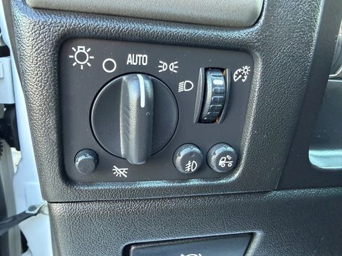 Used 2008 Chevrolet Colorado LT w/ LT Preferred Equipment Group AWD/4WD image 14