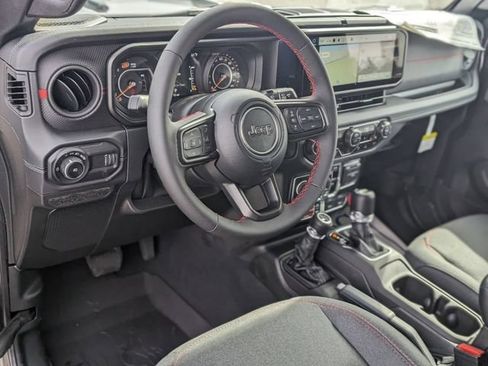 Used 2024 Jeep Wrangler Unlimited Rubicon w/ Technology Group AWD/4WD image 11