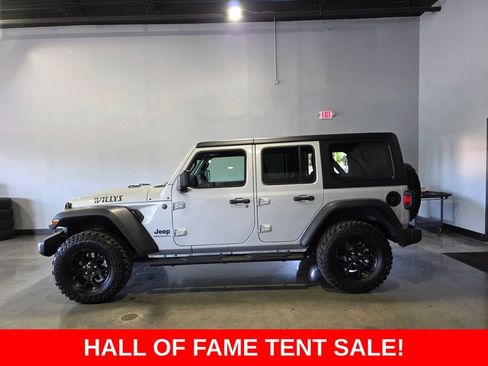 Used 2024 Jeep Wrangler Unlimited Sport AWD/4WD image 7