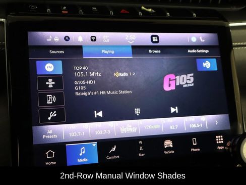 Used 2023 Jeep Grand Cherokee Limited w/ Luxury Tech Group II AWD/4WD image 29