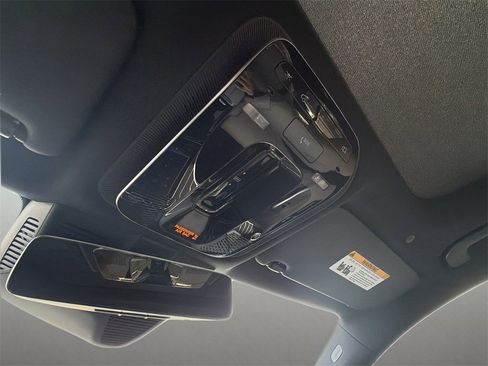 Used 2022 Mercedes-Benz C 300 C 300 image 38