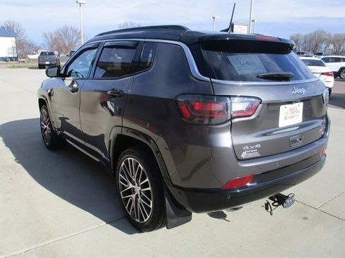 Used 2023 Jeep Compass Limited w/ Elite Group image 7