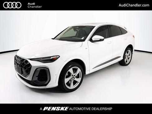 Used 2025 Audi Q5 Premium Plus w/ Premium Plus AWD/4WD image 1