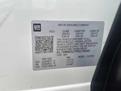 Used 2023 Chevrolet TrailBlazer LS image 44