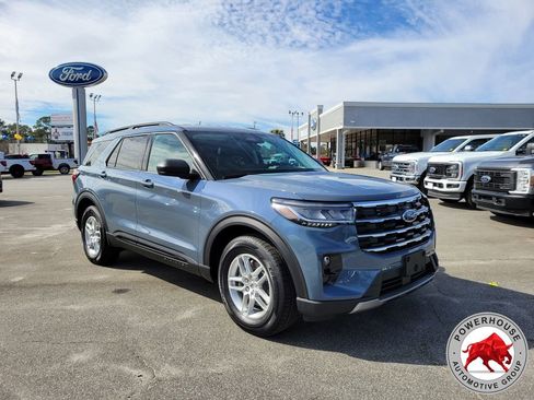 New 2026 Ford Explorer Active w/ Active Comfort Package RWD image 9