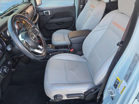 Used 2023 Jeep Gladiator Mojave w/ LED Lighting Group image 4