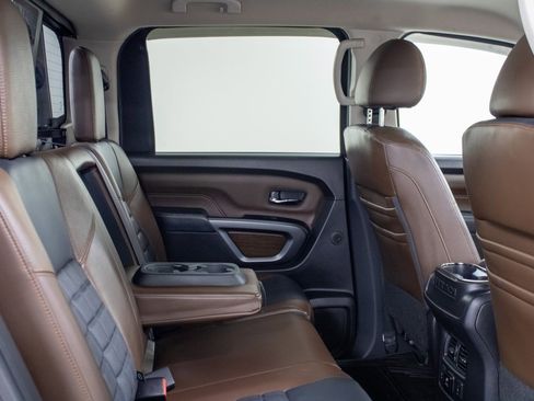Used 2016 Nissan Titan Platinum Reserve image 19
