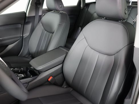 Used 2025 Audi A5 2.0T Premium Plus w/ Premium Plus image 12