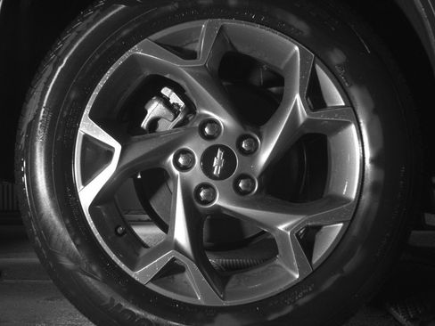 Used 2025 Chevrolet Trax LT image 15