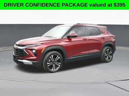 Used 2025 Chevrolet TrailBlazer LT w/ LT Cold Weather Package image 6