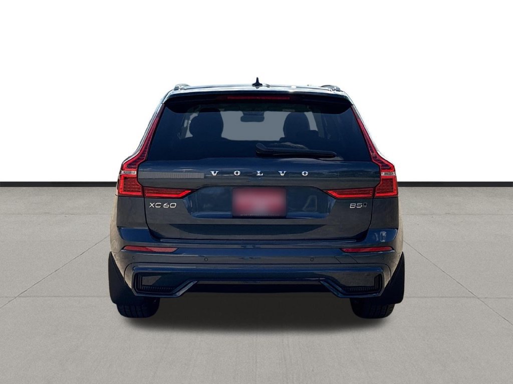 Used 2024 Volvo XC60 B5 Plus w/ Protection Package Premier AWD/4WD image 4
