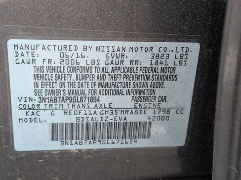 Used 2016 Nissan Sentra SV image 3