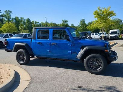 New 2025 Jeep Gladiator Sport