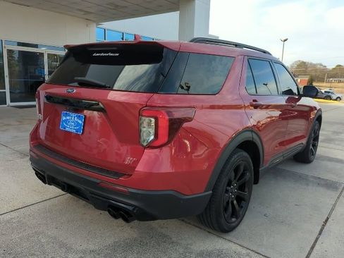 Used 2020 Ford Explorer ST w/ ST Street Pack image 7