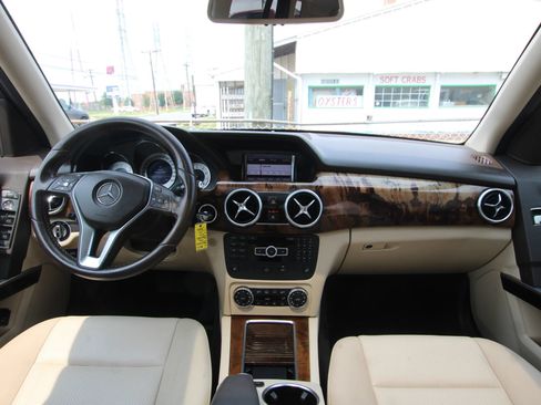 Used 2013 Mercedes-Benz GLK 350 2WD image 14