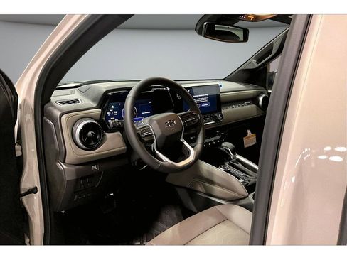 New 2026 Chevrolet Colorado ZR2 w/ Off-Road Front Bumper Package AWD/4WD image 7